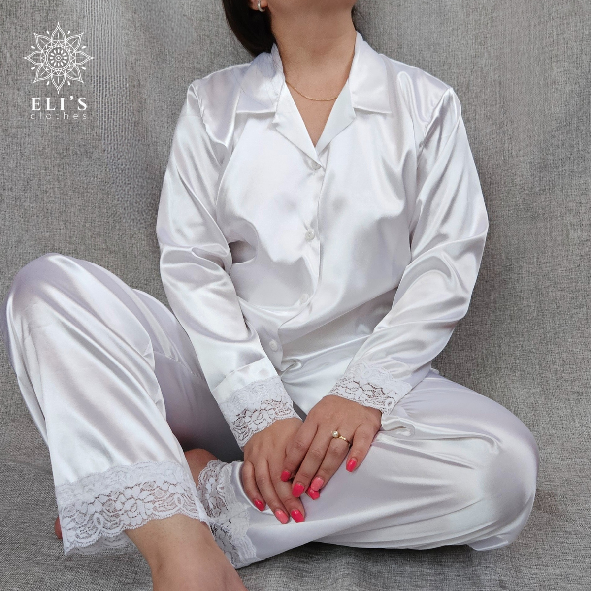 Bride Collection: Blusa De Botones Manga Larga Y Pantalón
