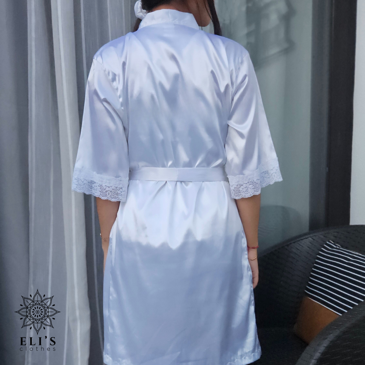 Bride Collection: Blusa de Tirantes con Pantalón + Bata para Novia